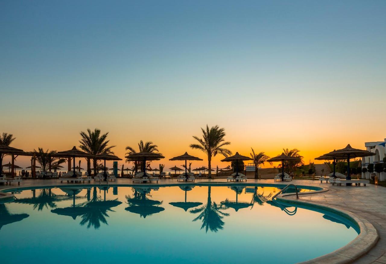 Coral Sun Beach (Adults Only) Сафага Екстериор снимка