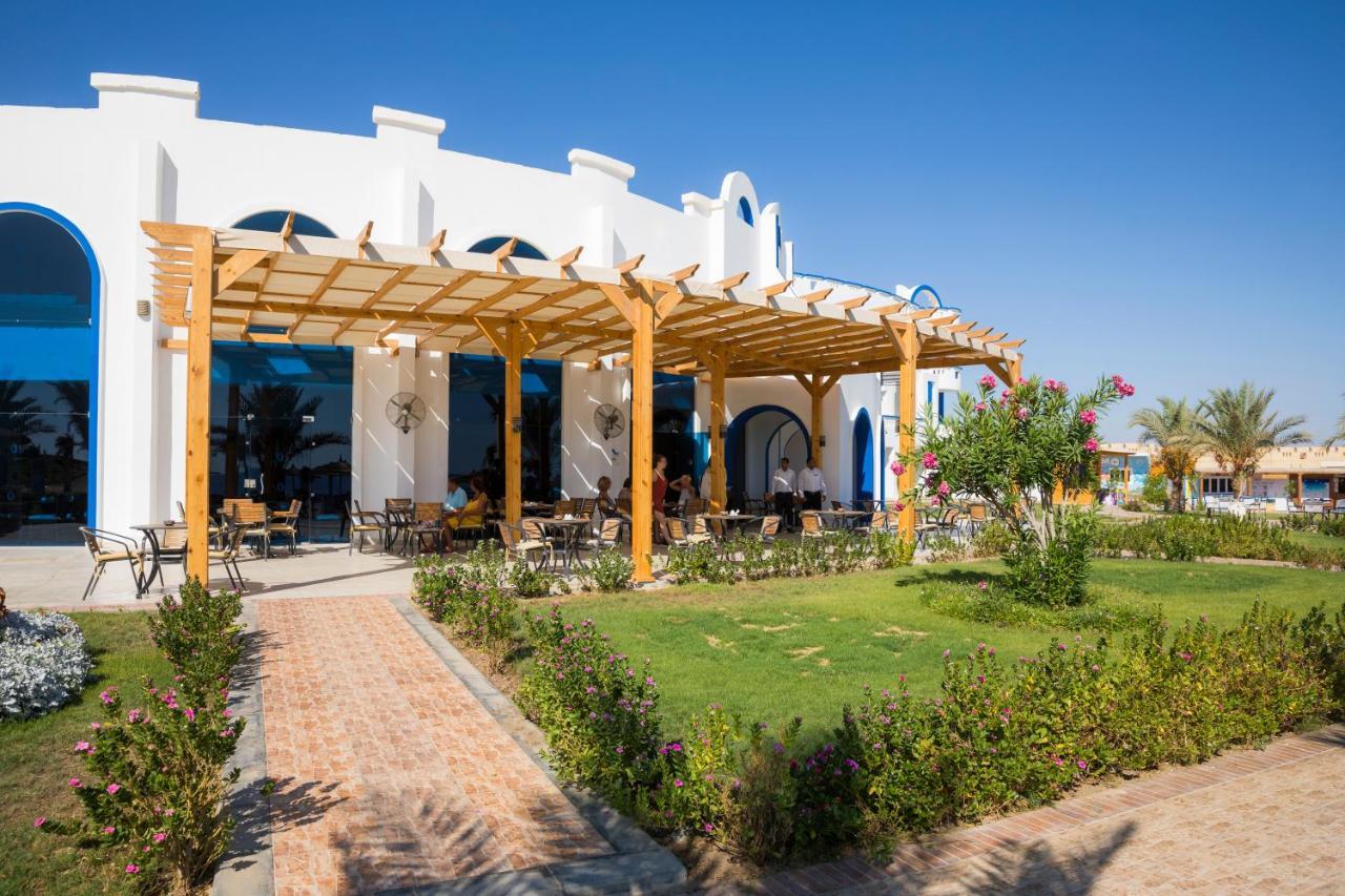 Coral Sun Beach (Adults Only) Сафага Екстериор снимка