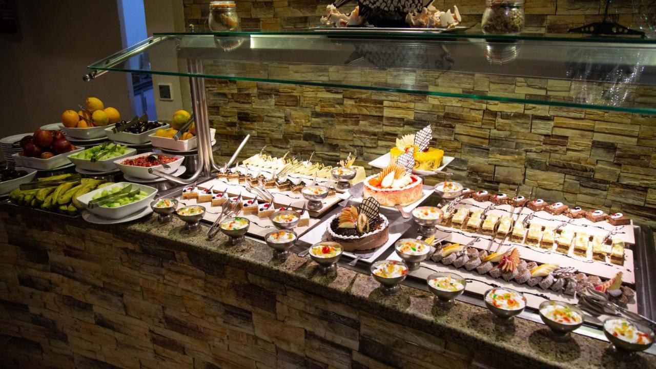 Coral Sun Beach (Adults Only) Сафага Екстериор снимка